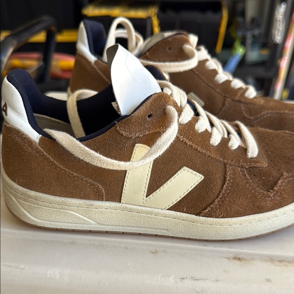 Veja Women's Brown and Cream Sneakers